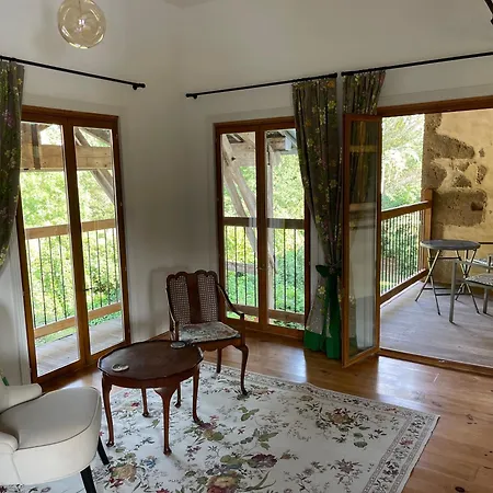 Chezlemoulin Bed & Breakfast