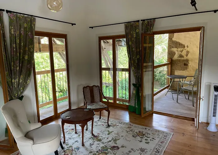 Chezlemoulin Bed & Breakfast