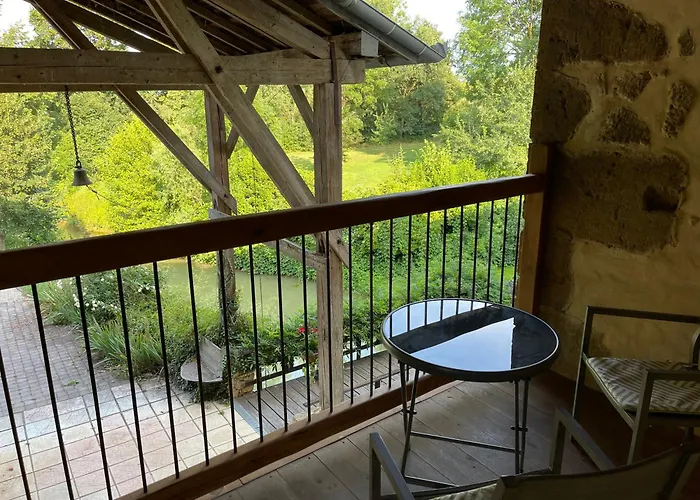 Chezlemoulin Couette-café Samouillan